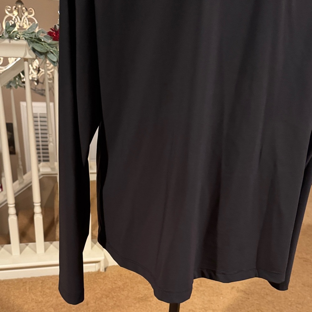 Athleta Black Long Sleeve Top - Picture 3 of 4